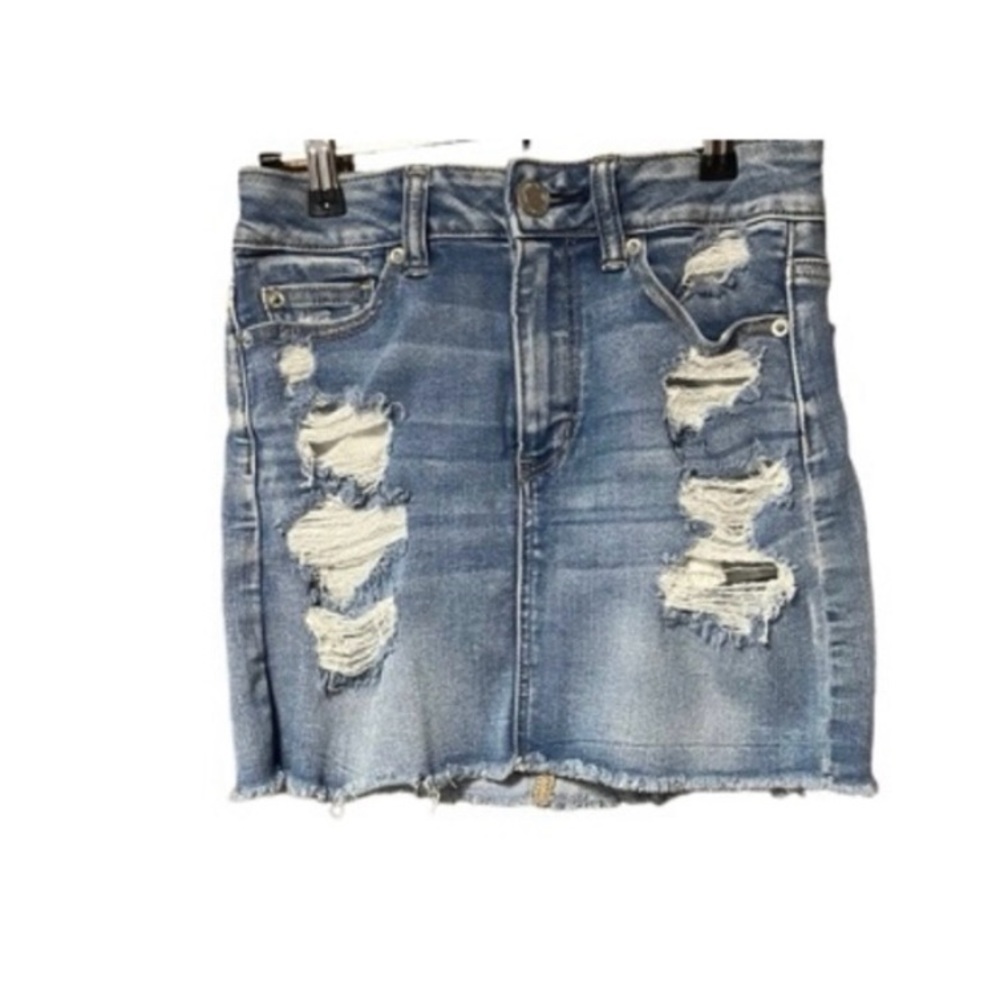 American Eagle next level stretch distressed jean skirt‎